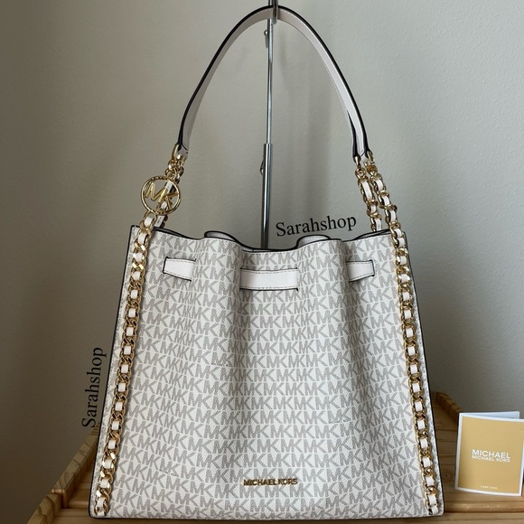 🌼Michael Kors Purse - Picture 1 of 14